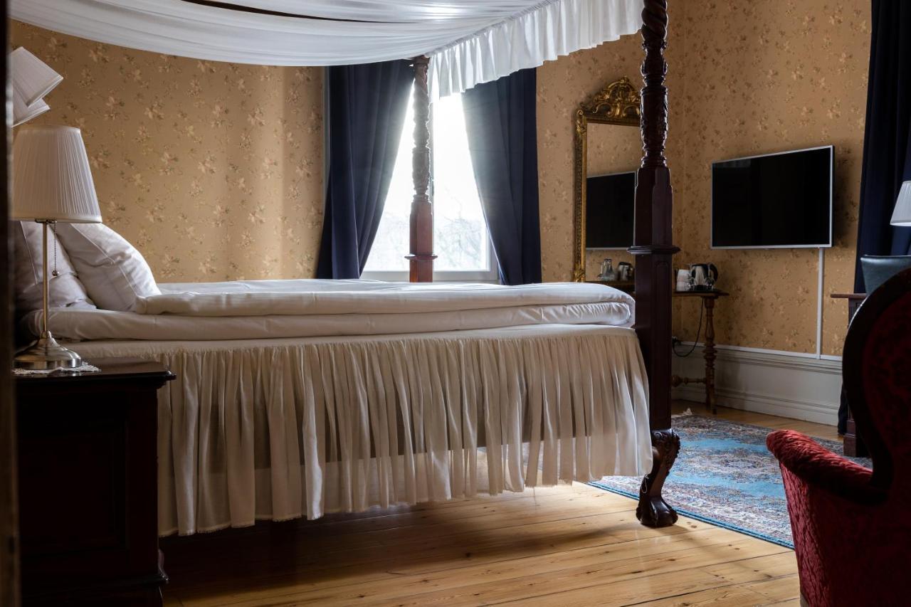 Park Hotel Linkoeping Fawlty Towers Buitenkant foto