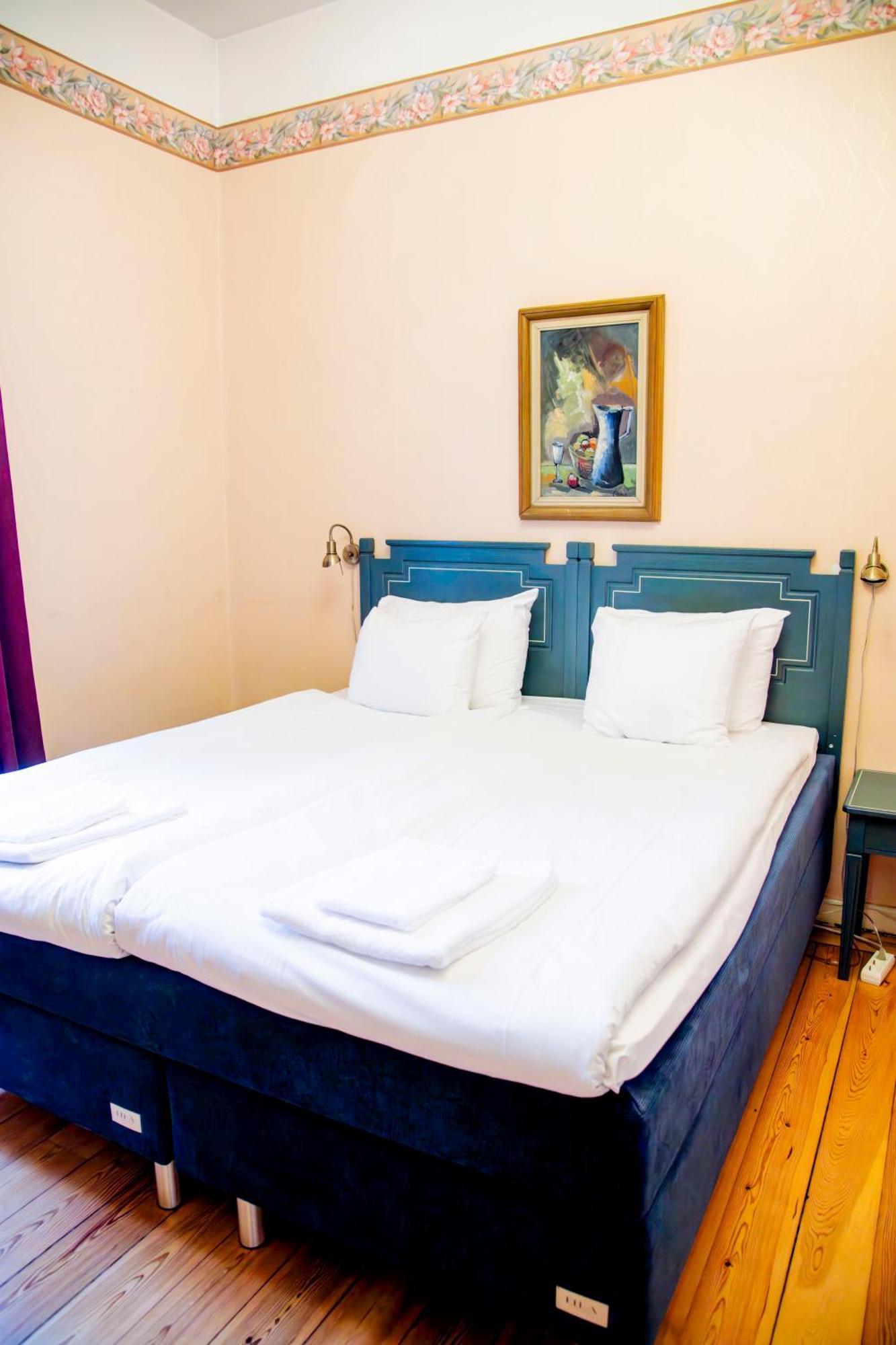 Park Hotel Linkoeping Fawlty Towers Kamer foto